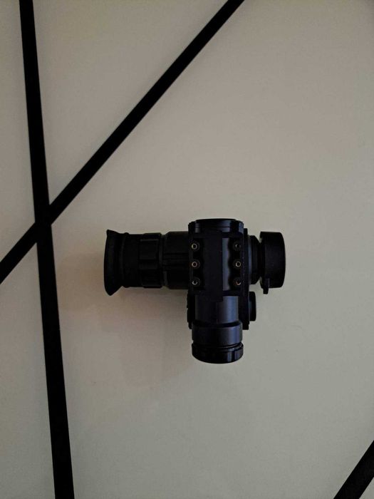 Монокуляр нічного бачення NVG 10