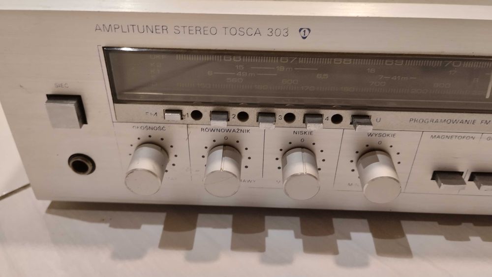 Amplituner TOSCA 303