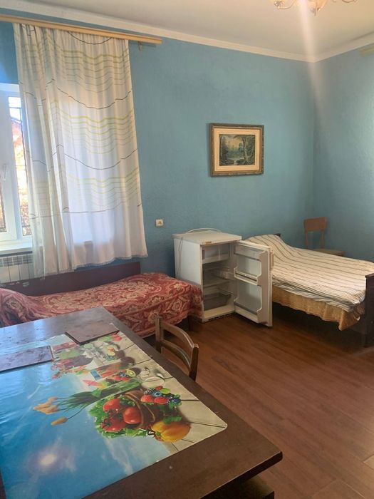 Ціна вказана вже з комунальними оплата за один місяць