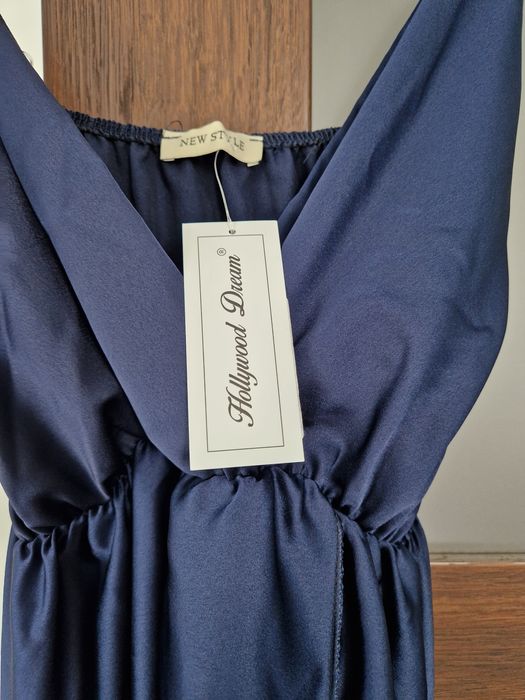 Długa sukienka satynowa Hollywood Dream