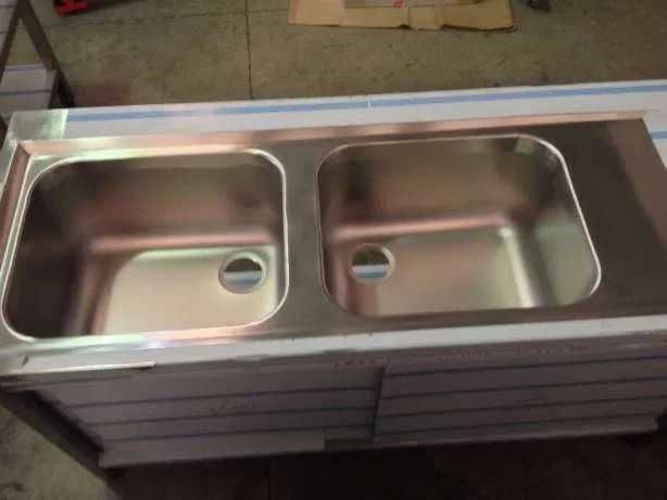 Bancadas Armários Aparadores Material em inox Várias Medidas Novo