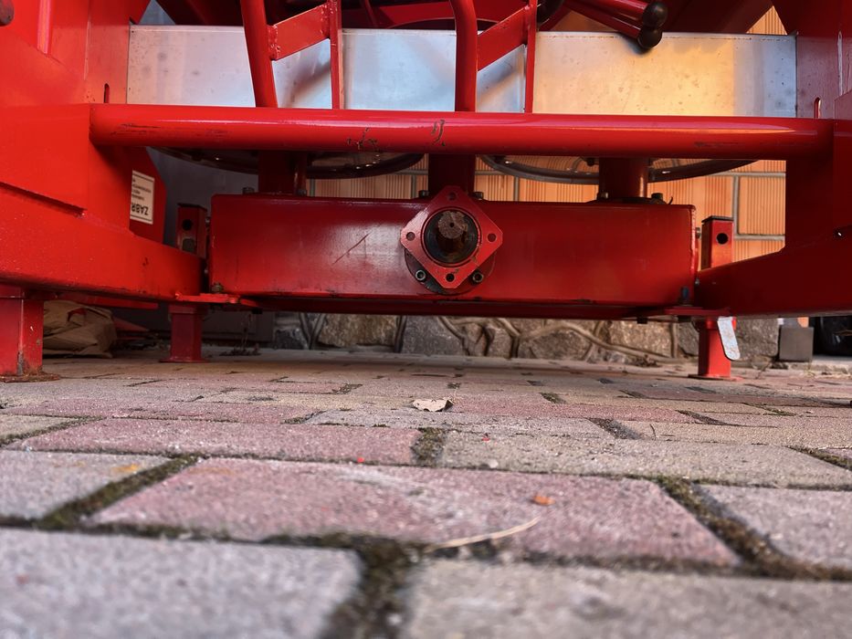 Розкидач міндобрив Wirax 1000 РУМ