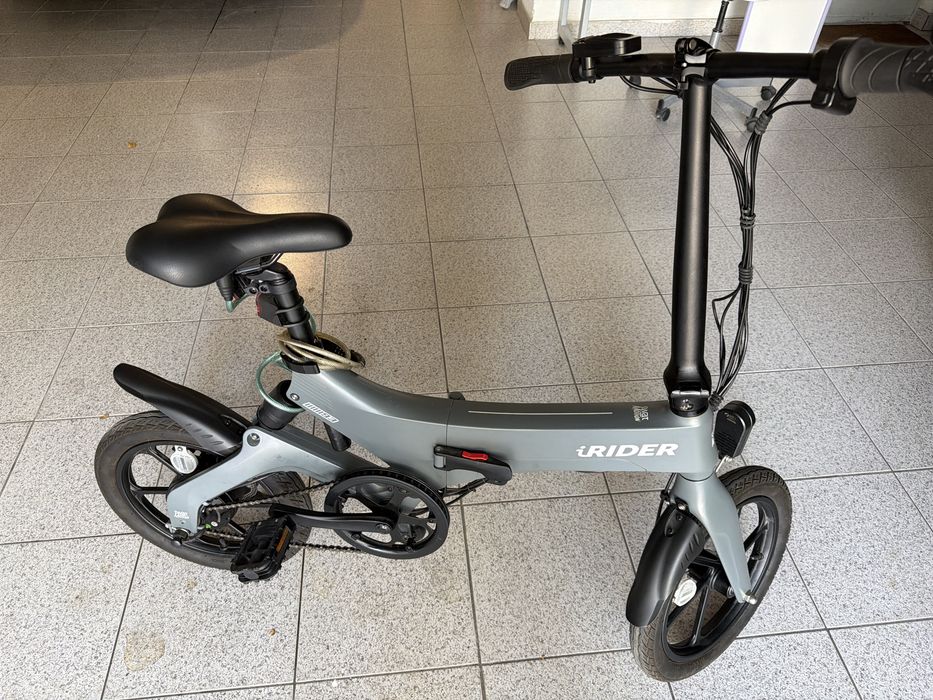 Bicicleta elétrica iWatMotion iWatBike iRider com bateria extra para 50 km