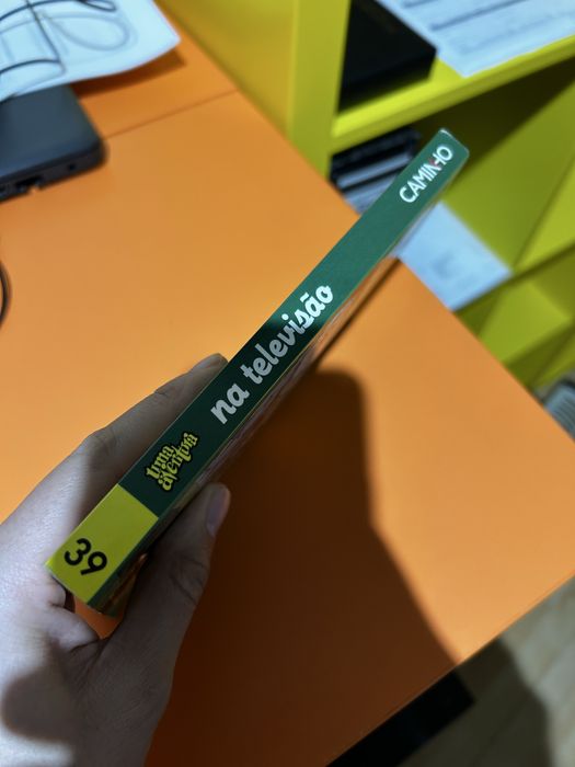 Livro Uma Aventura na televisão