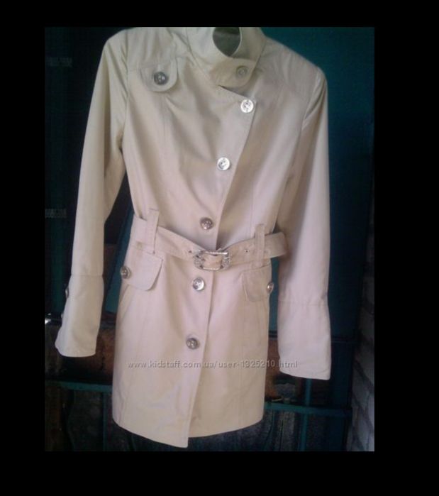 Стильний жіночий плащ тренч на 42 р