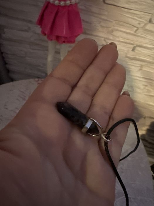 Naszyjnik ciemny fiolet amulet