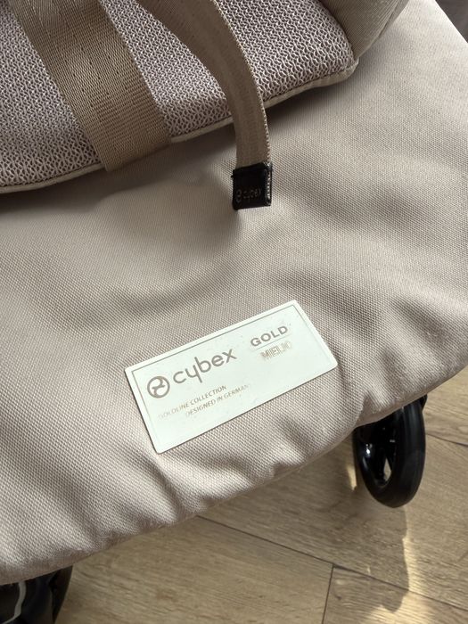 Cybex Melio Almond Beige beżowy nowe kółka