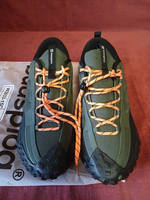 Мужские кроссовки