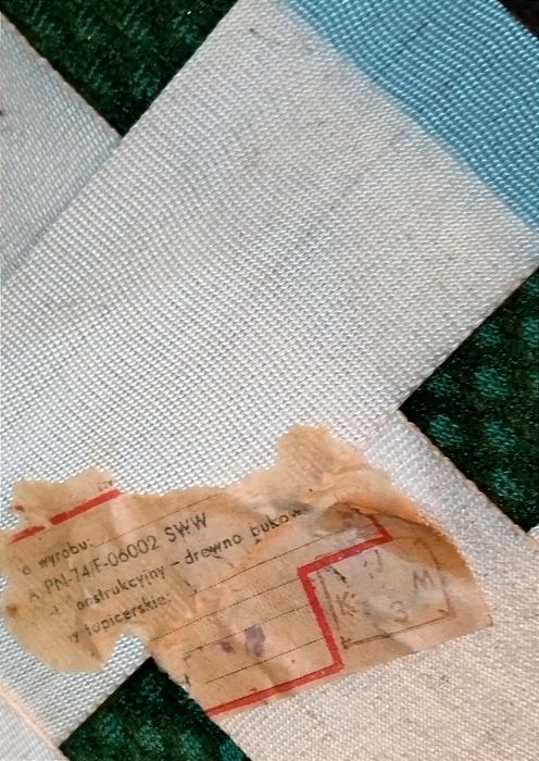 Fotel PRL lata 80te drewno bukowe ciemnozielone obicie.