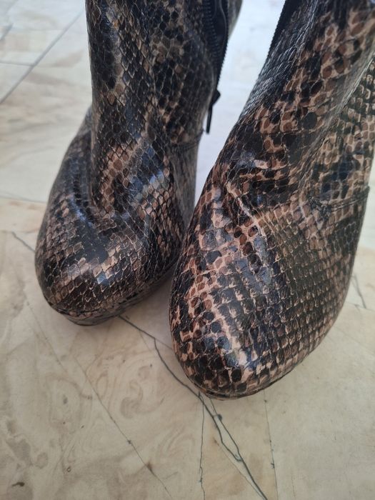 Buty szpilki botki skóra węża