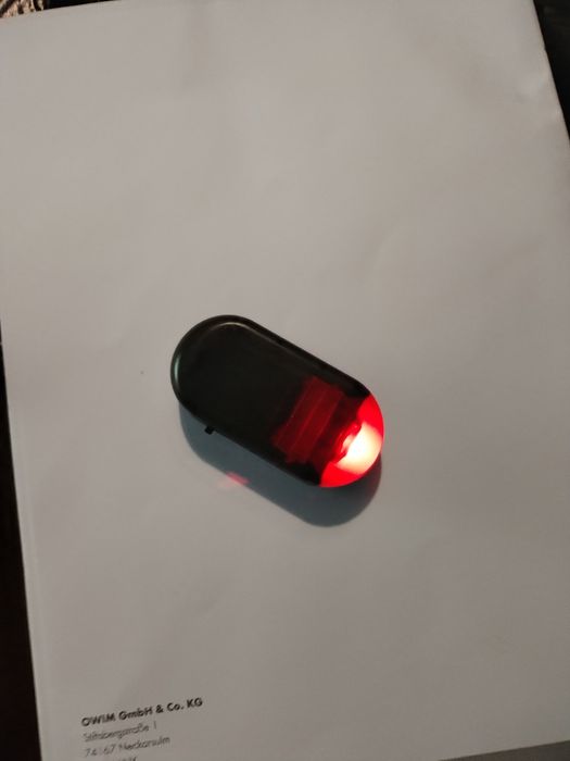 Alarme FALSO Auto (USB + energia solar)