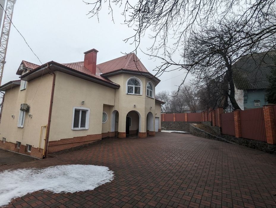 Без %. вул.Монтажників 500 м2. Велика парковка. Генератор Укриття.