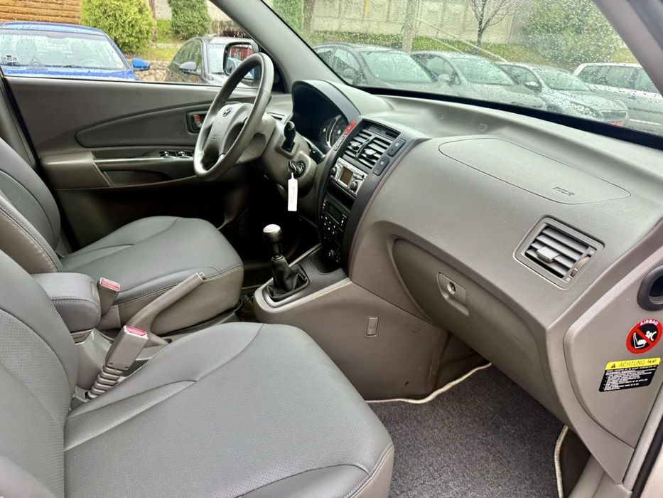 Hyundai Tucson свіжопригнаний , 2.0  Бензин 2006 рік
