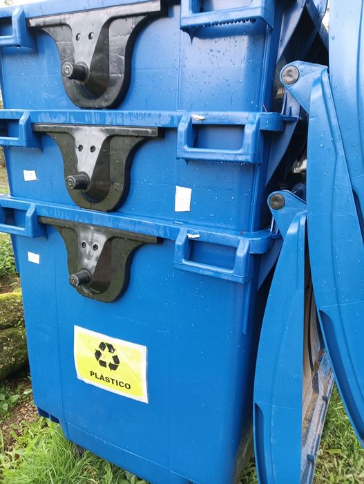 Contentores industriais de 800lts