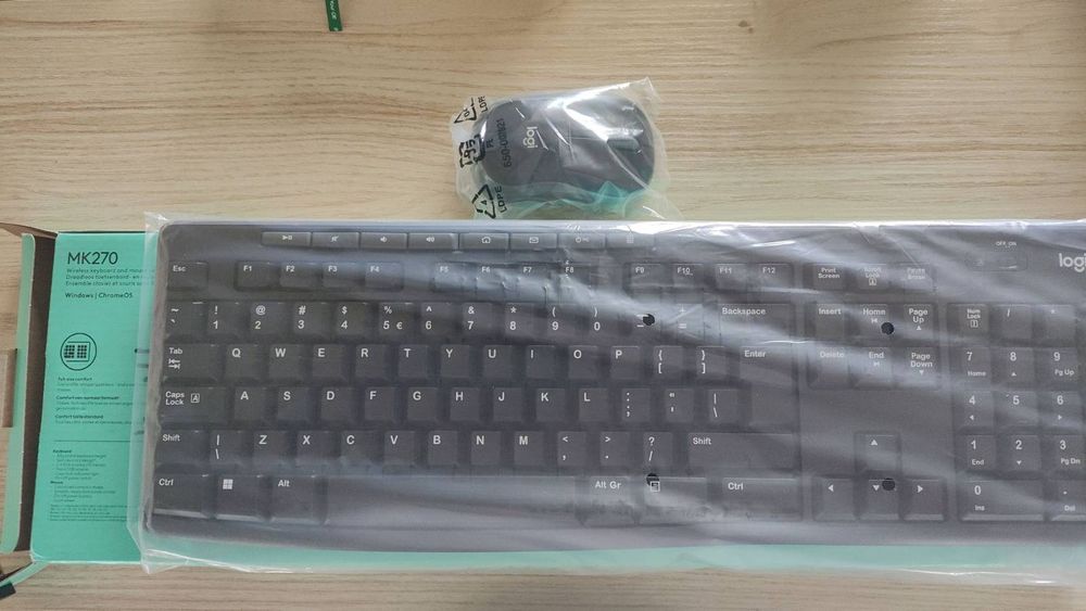 Nowa bezprzewodowa klawiatura i myszka logitech