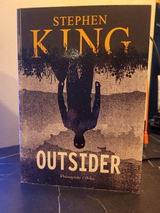 S. King, Outsider