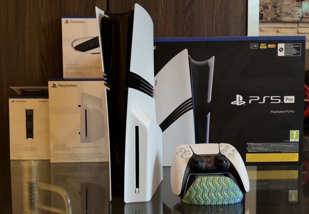 Konsola PlayStation 5 Pro 2TB z Napędem + Akcesoria PS5