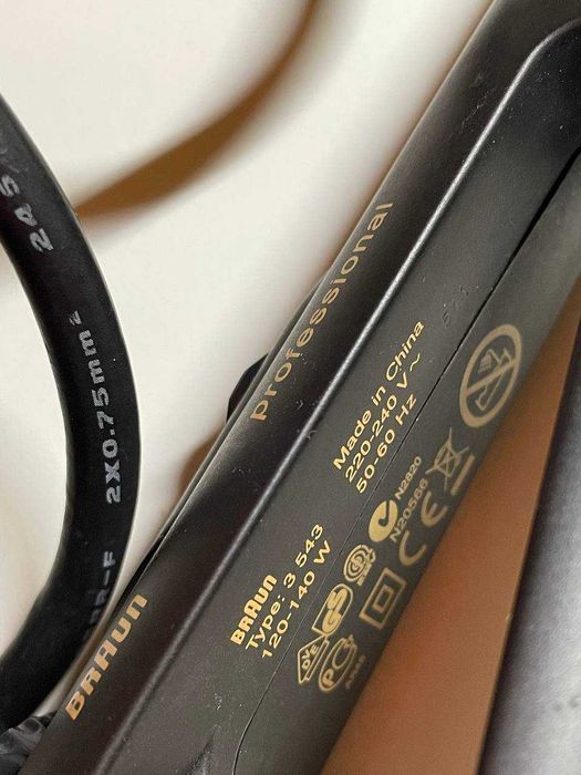 Вирівнювач для волосся (плойка) Braun professional 3543