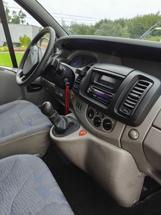 Carrinha Renault Trafic 1.9Cdi 9 lugares