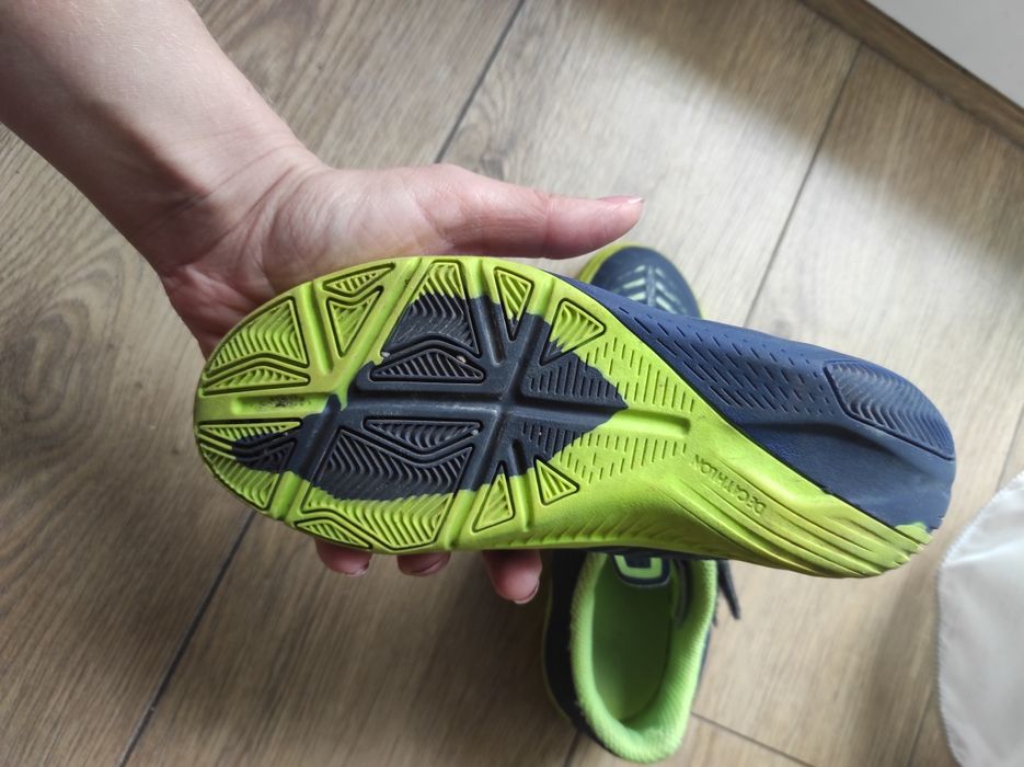 Buty halowe halówki Decathlon 28,5, 19 cm