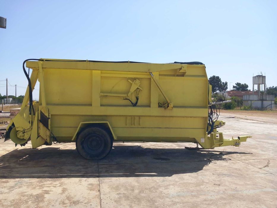 Reboque Unifeed SGARIBOLDI MONOFEDER