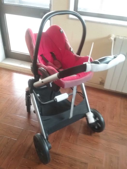 Conjunto de carrinho novo nunca usado com ovo (oferta)