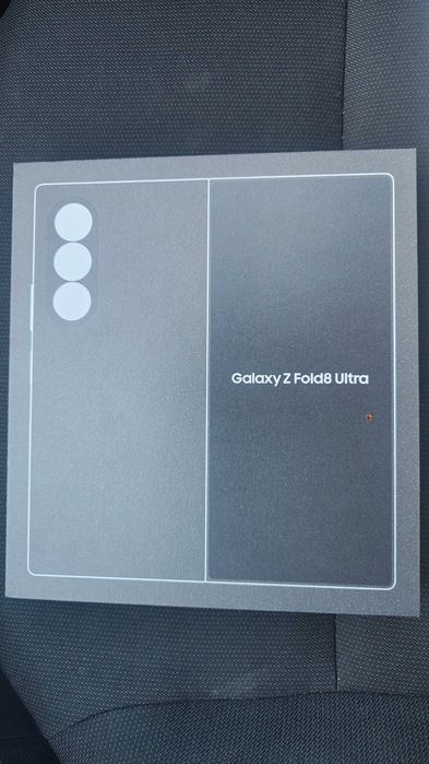 Samsung Galaxy Fold 8 Ultra