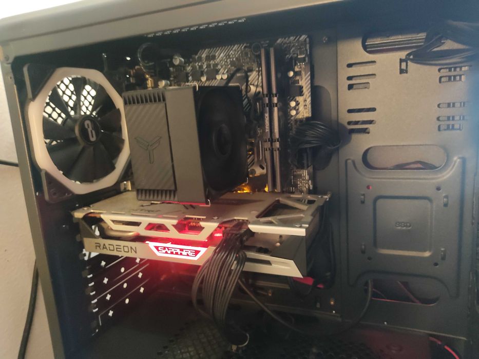 PC Gaming Ryzen 5 5600 + RX 6600 XT + Monitor 165Hz - 650