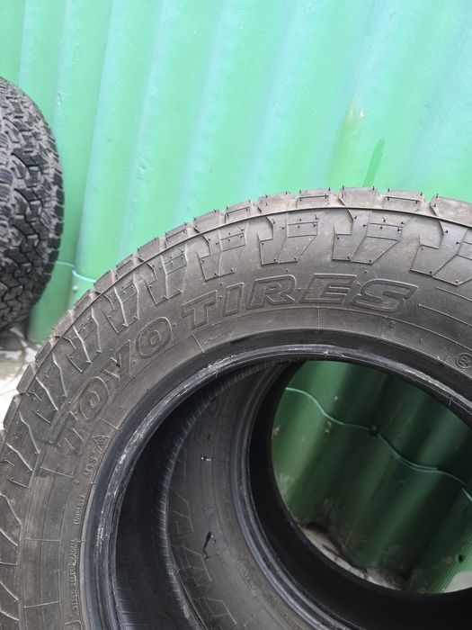 Toyo Open Country A/T 225/70 R16 200км пробігу