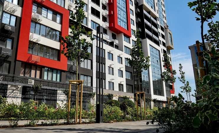 1к квартира 44.4 кв.м в ЖК Таїровські сади з чорновим ремонтом! 1 будинок, засклений балкон. Вид у двір