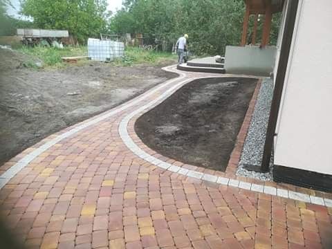 Ukladanie kostki brukowej