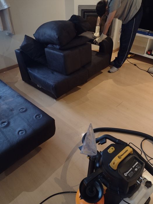 Limpeza e pré secagem de colchões sofás estofos carpetes alcatifas