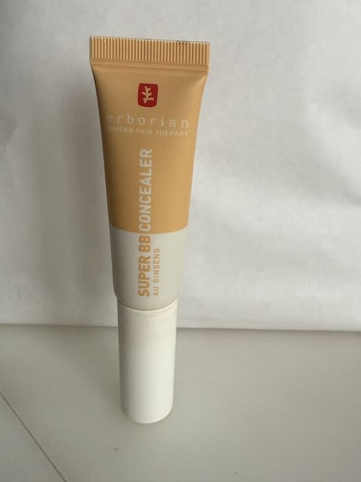 Korektor - Erborian Super BB Concelaer
