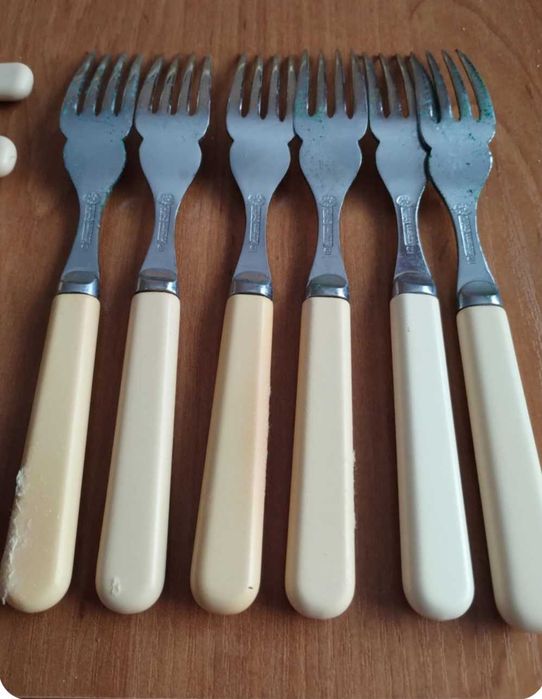 Angielskie posrebrzane sztućce