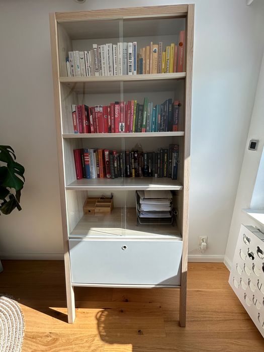 Witryna VOX spot young regał