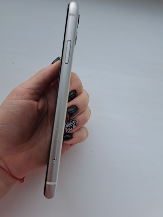 Продаю айфон 11 128гБ