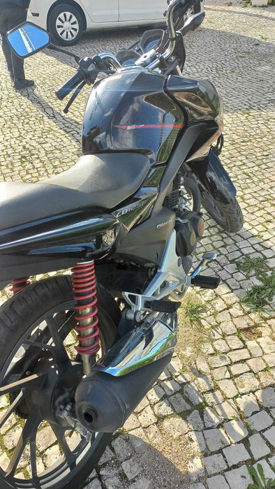 Moto Honda CBF125