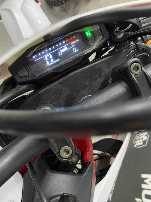 6 DAYS PRO-FACTORY 300CC NEW  Crf Про факторі 300 водяне