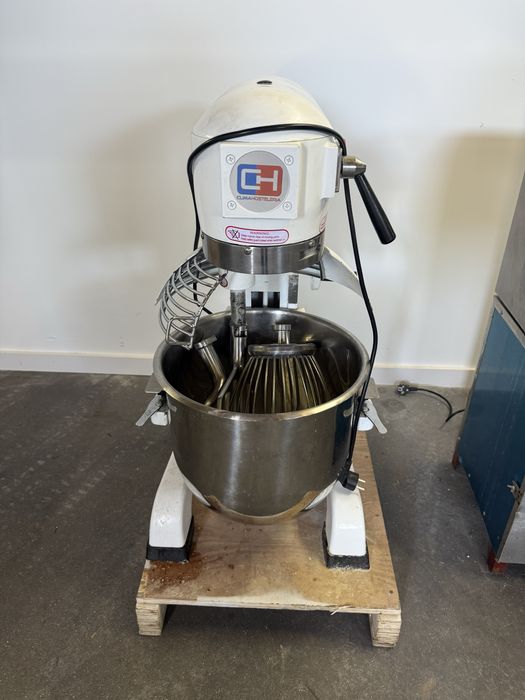 Batedeira Planetaria 30 litros