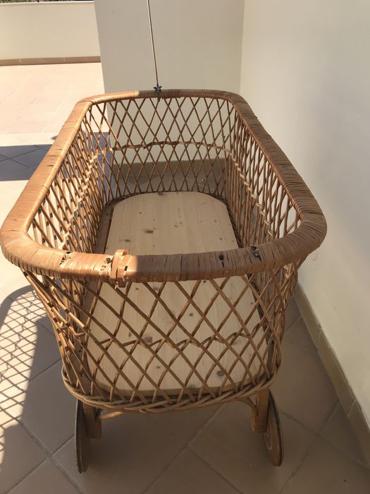Vendo Berço em verga