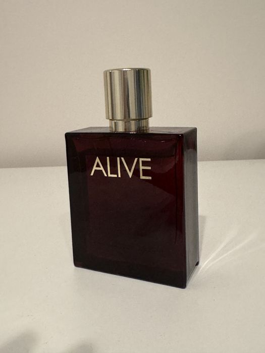 Boss Alive parfum intense 50ml