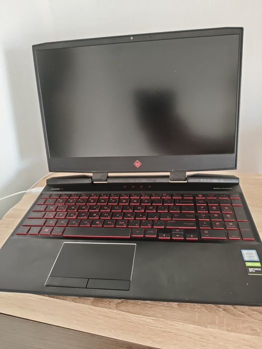 Hp Omen 1660ti i7 9750h
