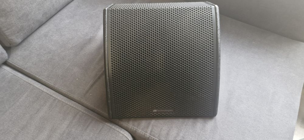 Monitor  odsłuchowy db technologies  Fmx10