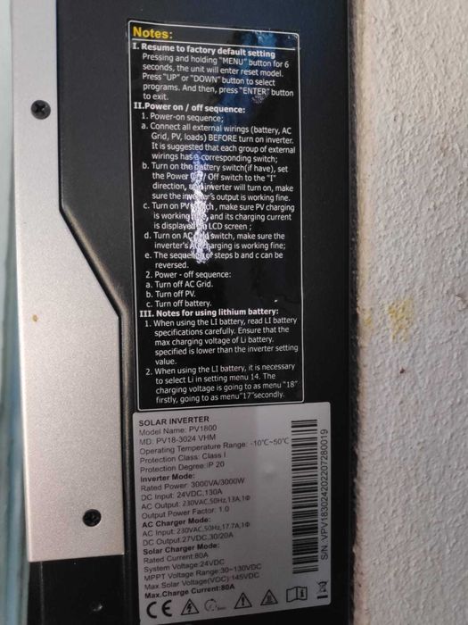 3.0 kW Hybrid Inverter for Photovoltaic System – Like New64284363933954121