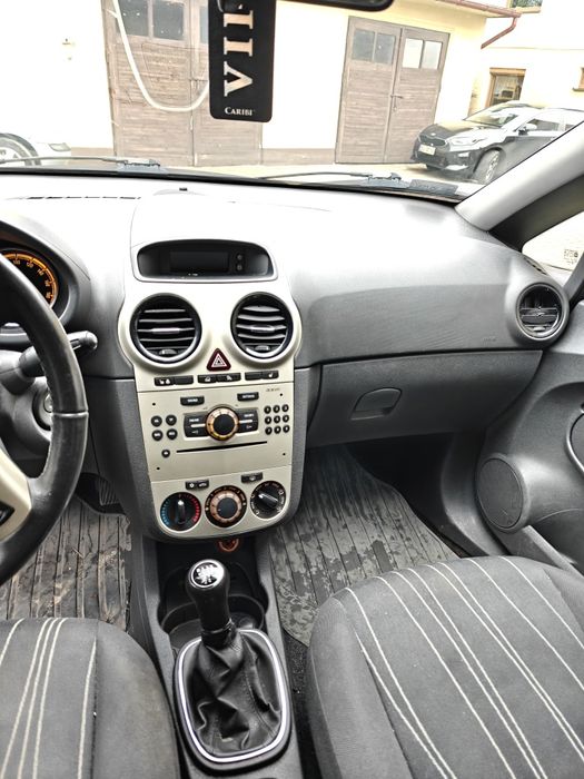 Opel Corsa 2008 rok