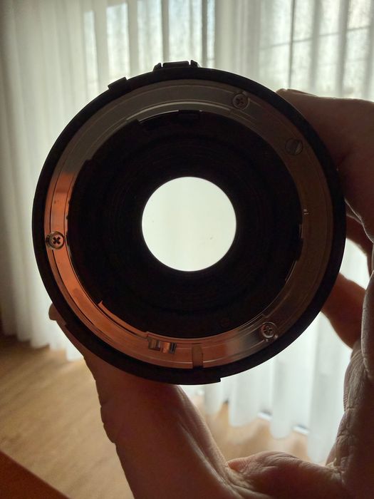 Tokina ATX pro D 100mm f2.8 macro (NIKON MOUNT)