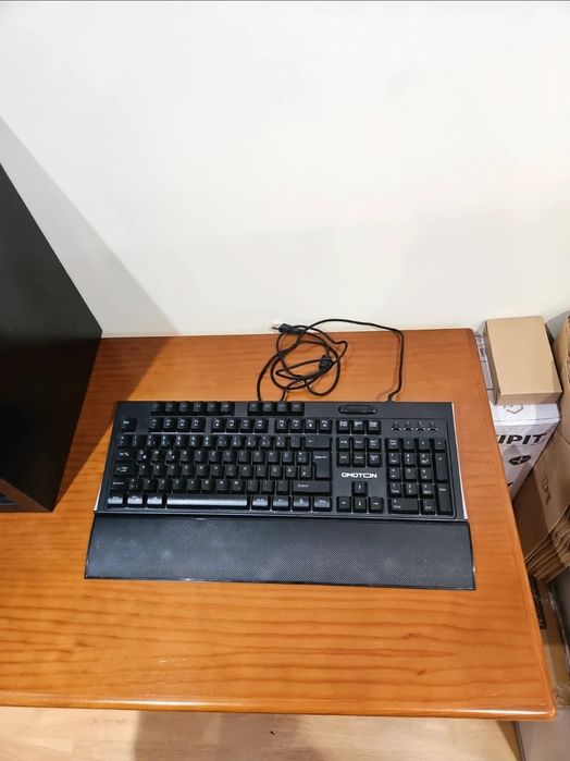 Teclado Gaming Omoton