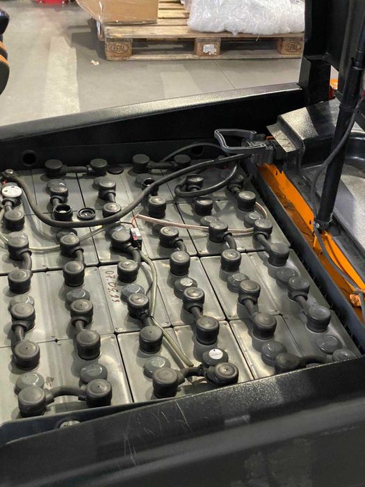 Вилковий навантажувач CPDS16J-C1