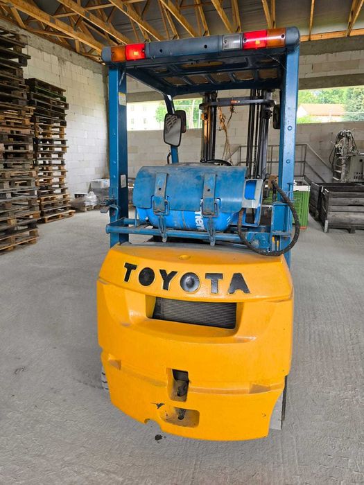 Wózek widłowy Toyota Geneo 15