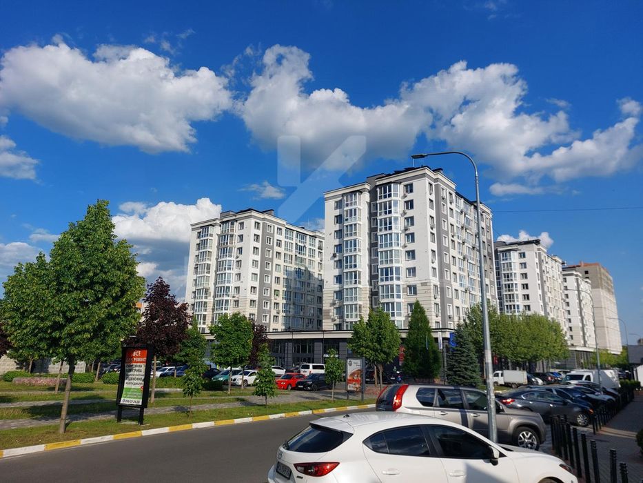 Продам 2-к. квартиру з  кухнею 32 м2 в ЖК Континент!